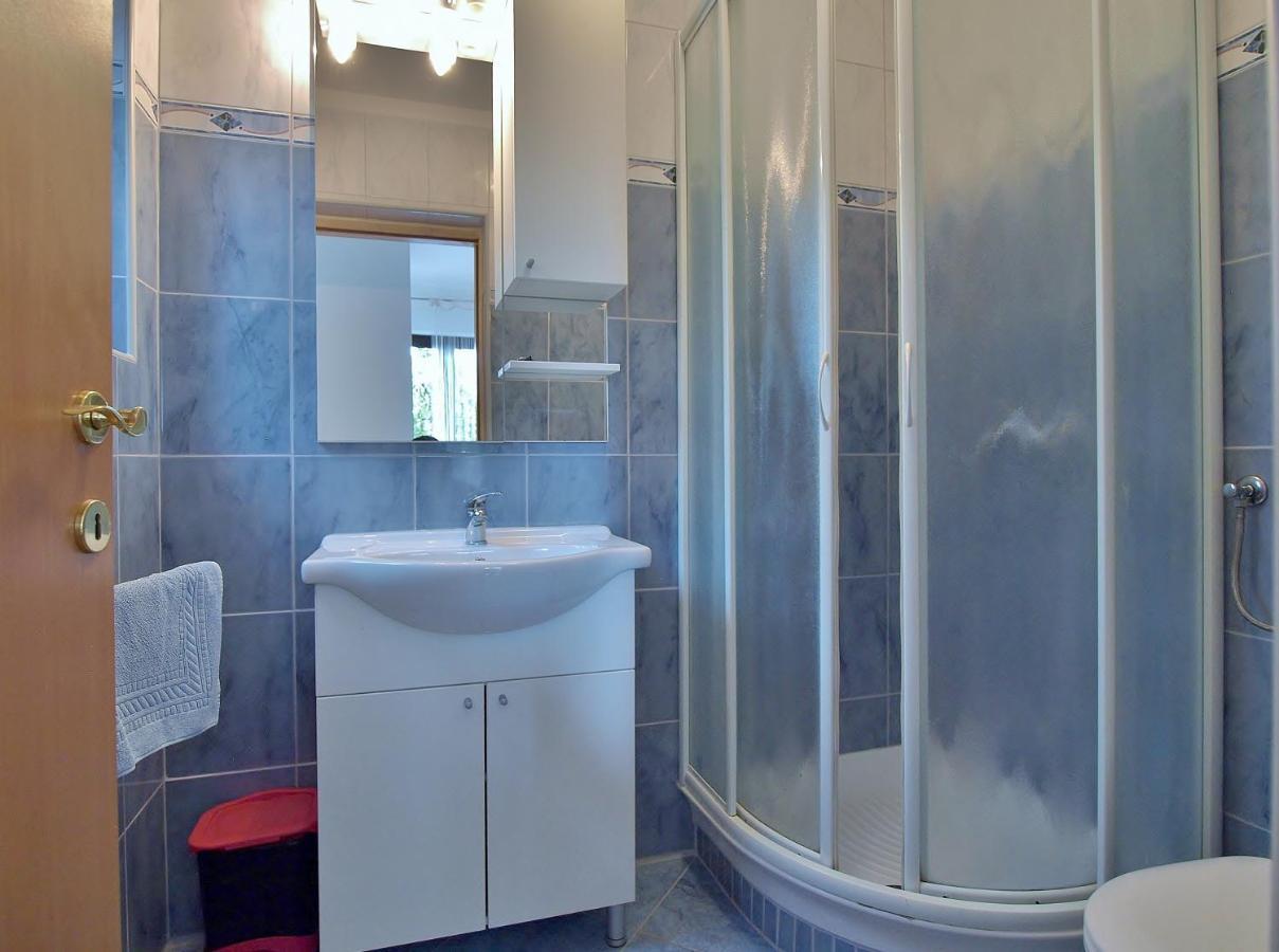 Apartments Eufemija Раб Экстерьер фото